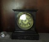 MANTLE CLOCK