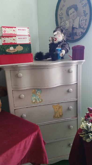Cool vintage chest of drawers