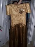 Vintage gown.... LOTS of vintage