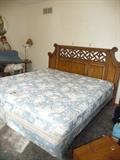 KING size bed