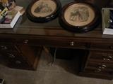 NICE WOOD DESK AND VINTAGE PICTURES IN FRAMES