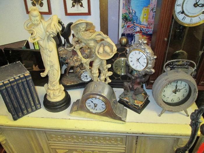 Large selection of clocks