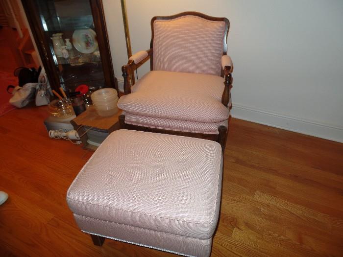 Lovely Arm chair with Ottoman