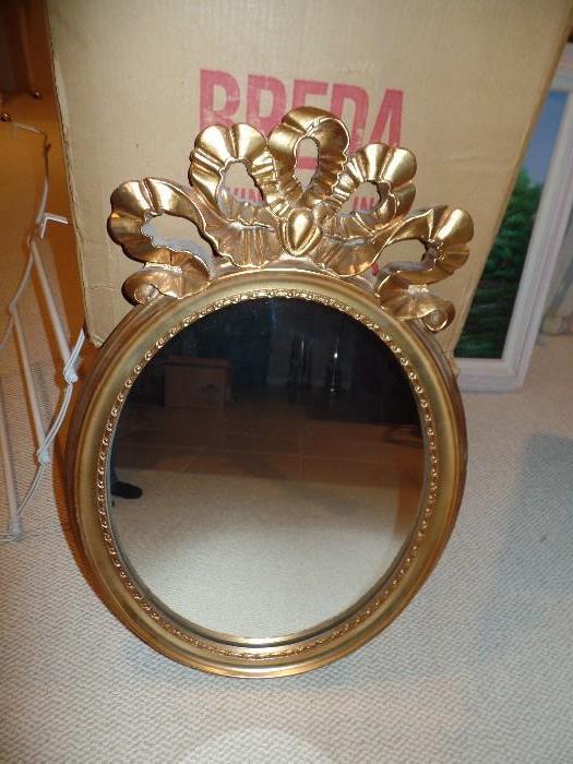 gold gild mirror style