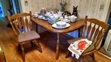 ***CUTE**** SOLID MAPLE WOOD KITCHEN DINETTE SET.....VERY HEAVY..GREAT CONDITION!!