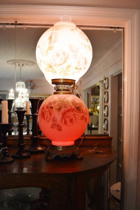 Beautiful Handpainted GWTW Lamp