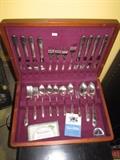 ROGERS SILVERPLATE FLATWARE SET