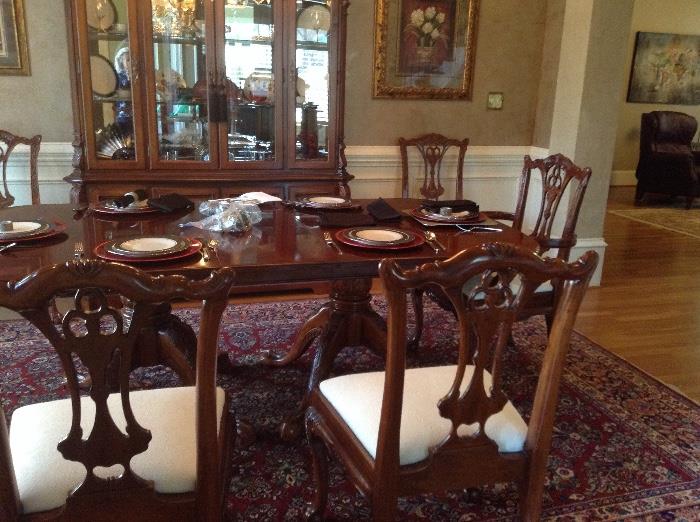 Formal Chippendale style dining table with 8 chairs