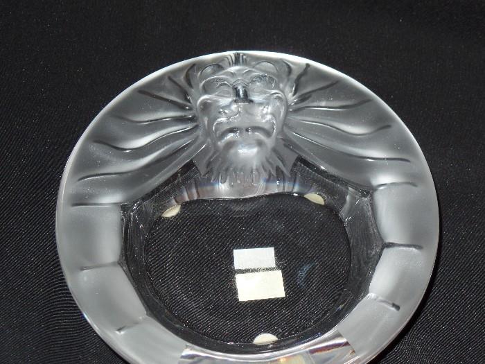 Lalique Lion Cigar or cigarette ash tray...or just use as attractive dish 
