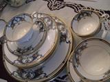 Royal Worchester dinnerware, #690798