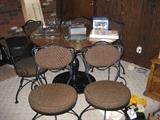Woodard table & 6 upholstered chairs