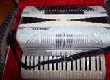 Great Universal ACCORDIAN