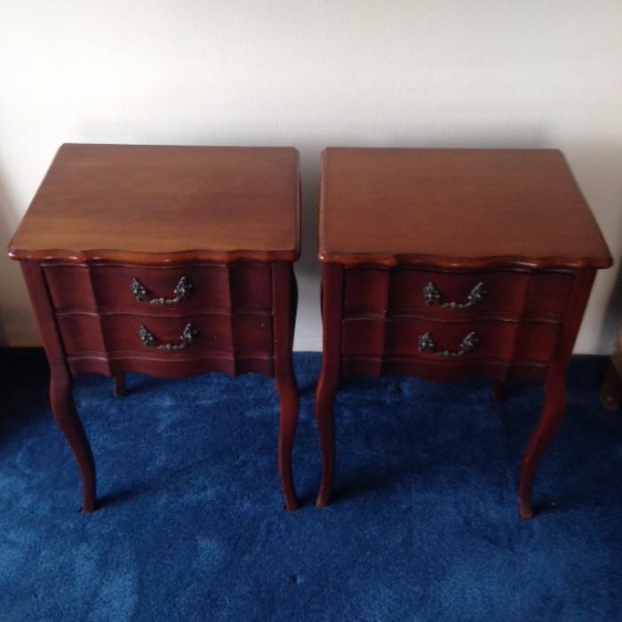 Sought after compact 2 draw end table / night stand. 