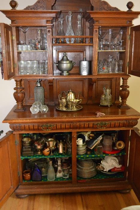 Contents for Sale - NOT - Cabinet