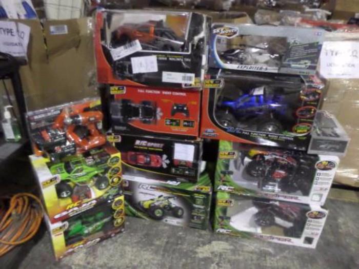 
http://bidonfusion.com/m/lot-details/index/catalog/2552/lot/259404/

Lot WB428: Lot of Toys, Tools with ESTIMATED retail value $1374.4