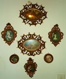 Italian prints frame in carved gilt frames