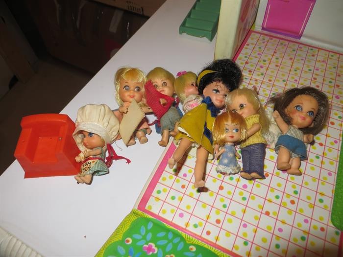 Liddle Kiddles vintage house and dolls