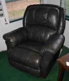 QUEEN SIZE RECLINER
