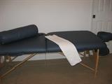 NEW EARTH MASSAGE TABLE ..... (NEVER USED)