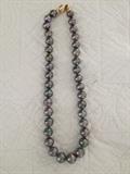  Beautiful Tahitian south seas pearl necklace peacock blue color.   