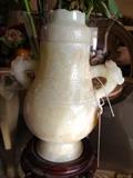 Jade lidded vase arcahic