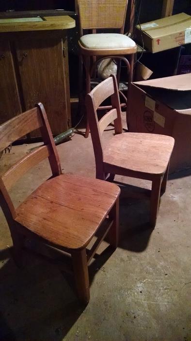 Oak Chairs that match the children's Oak table