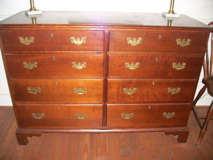 Another picture of Double dresser