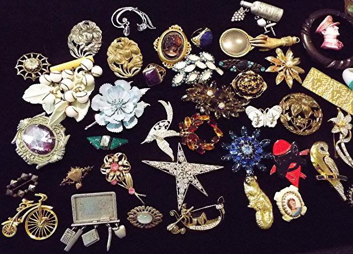 GREAT ANTIQUE AND VINTAGE FINE AND COSTUME JEWELRY