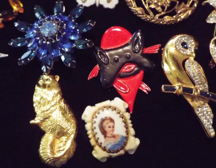ANTIQUE PORTRAIT PIN AND GREAT ANTIQUE AND VINTAGE FINE AND COSTUME JEWELRY