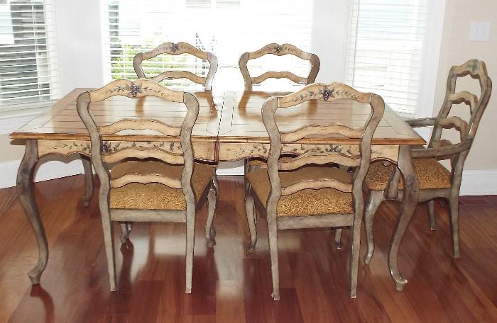HANDPAINTED FRENCH COUNTRY SET WITH 6 CHAIRS