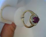 oval ruby /16 diamond     14K ring