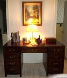 Nice, functional desk!