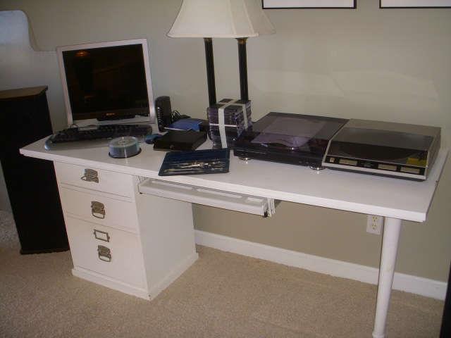 Computer desk, computer & turntables.