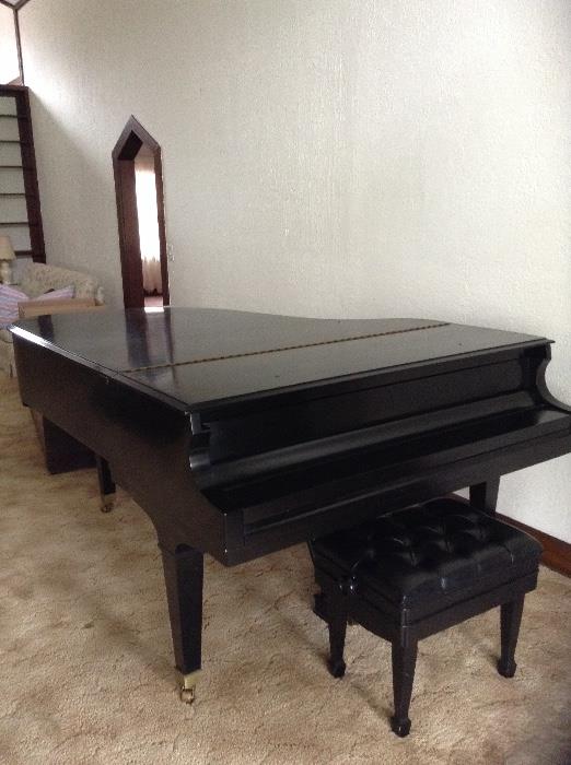 Baldwin Grand Piano /Bench Model L 6'3" Ebony