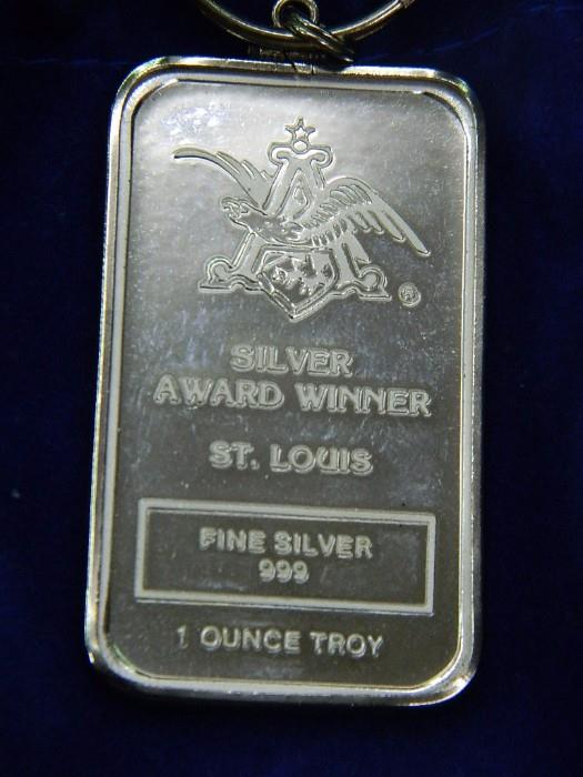 1984 Anheuser-Busch Silver 1 Troy Once Silver Award Key Chain ( Keychain can be removed by little screw. Screw did not damage Silver bar)