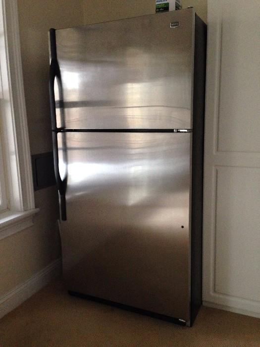 Maytag Stainless Steal Fridge with Ice Maker 