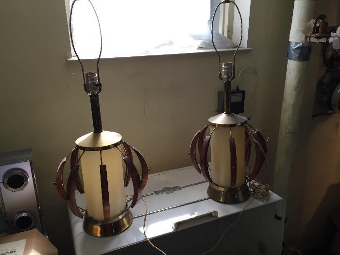 Cool pair of Lamps 1960s look