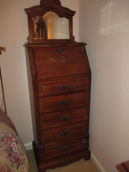 TALL CHEST WITH MIRROR
STANLEY FURNITURE COMPANY
