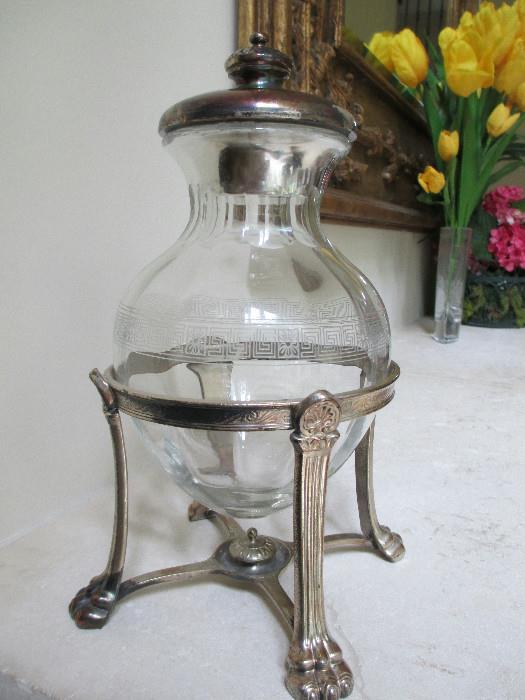 DECANTOR ON SILVER STAND

