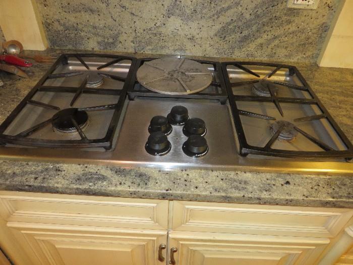 GAS TOP COOKING STOVE