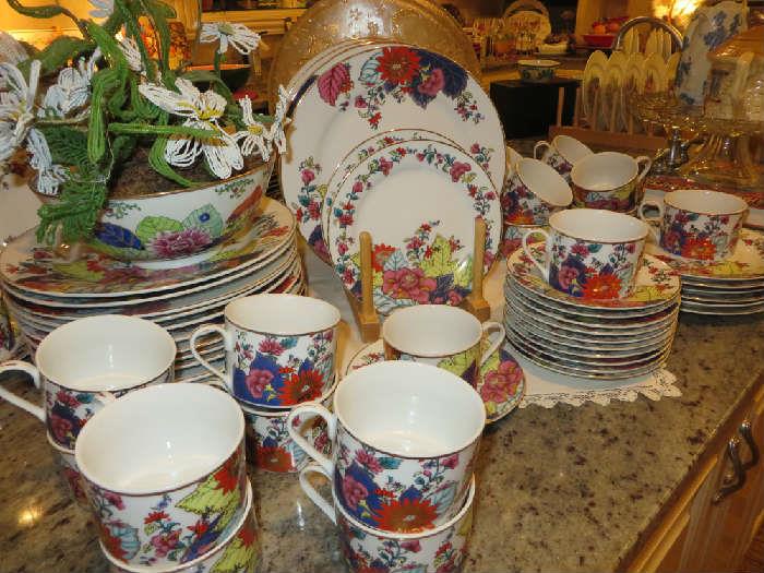IMPERIAL LEAF CHINA PARTIAL DINNER SERVICE
