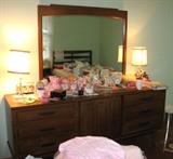 Maurice Mandle 4-Pieces matching bedroom furniture set, is at estate 10 am Thursday