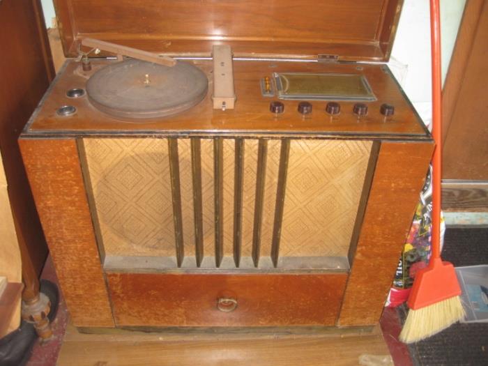 Recordio - radio and recording machine