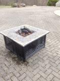 PROPANE FIRE PIT LIGHTLY USED