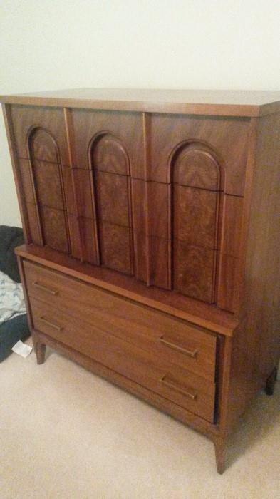 Chest, part of king-sized bedroom set