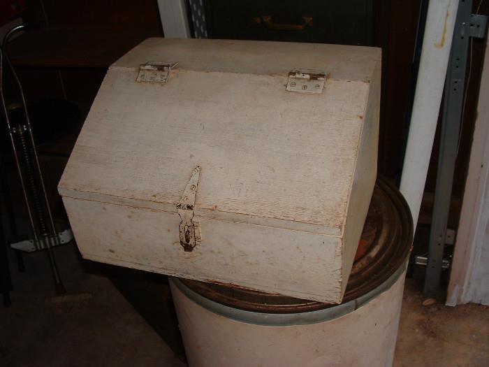 Great old wooden toolbox