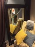 DECORATIVE PILLOWS / LARGE FRAMED MIRROR