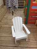 KIDS WHITE CHAIR WITH UMBRELLA