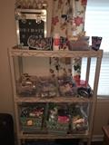 LOTS OF ARTS AND CRAFTS / JEWELRY MAKEING SUPPLIES / BEADS / SCRAPBOOKING