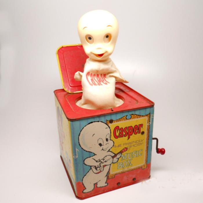 Vintage MATTEL Tin Litho Casper the Friendly Ghost Music "Jack in the Box".
Condition:Expected Wear to Finish. Winding Plays a Little. Casper Does not Automatically Pop Up. Caspers Head Has Some Cracks.
Shipping: Yes
Size:  5.5"H x 5.25" x 5.25" 